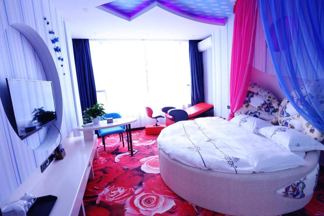 Kunming Mengda Holiday Hotel Exterior foto