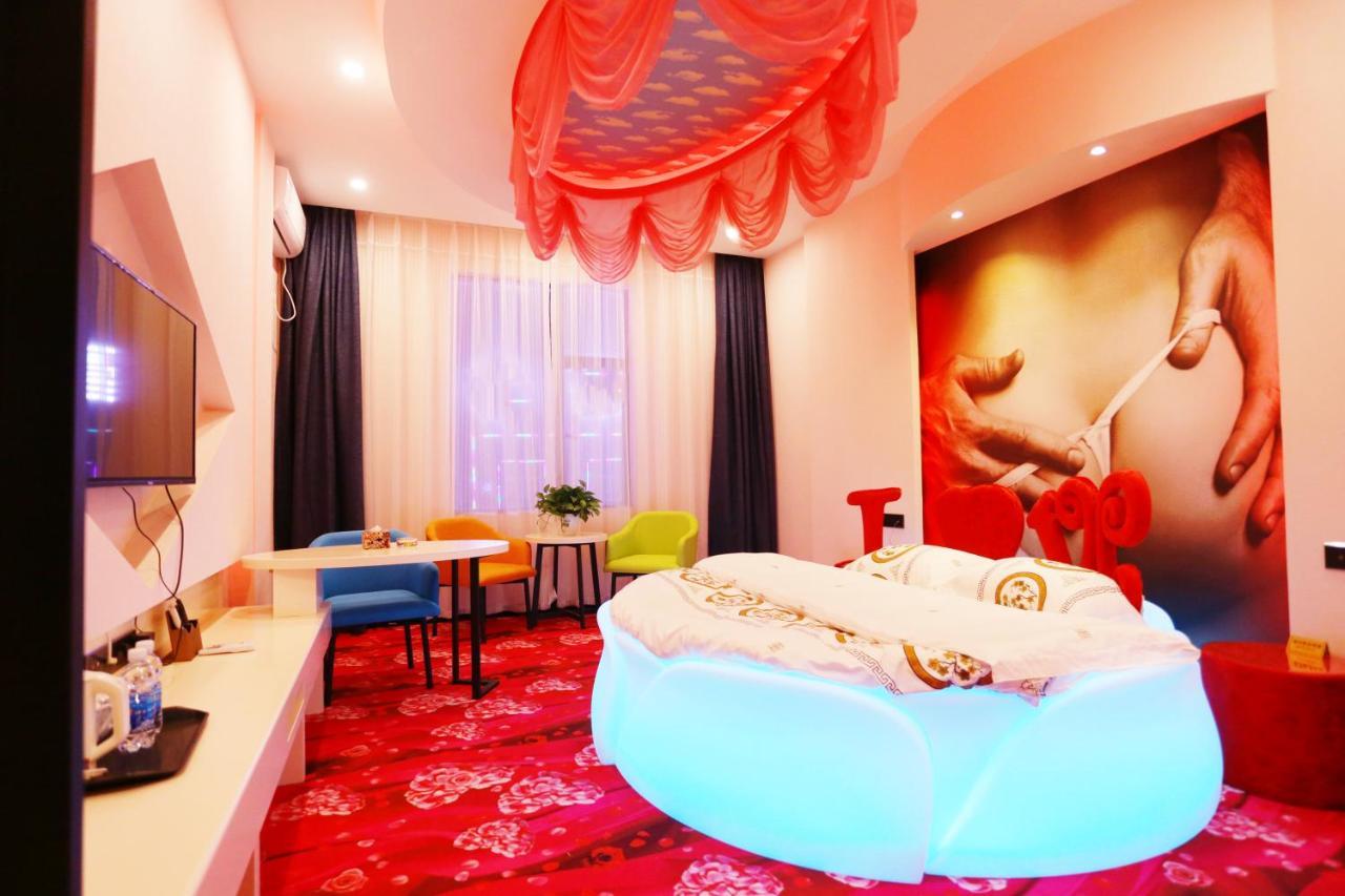 Kunming Mengda Holiday Hotel Exterior foto
