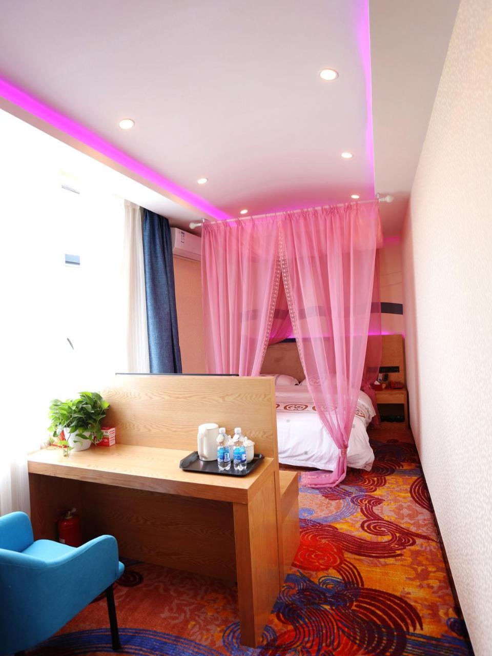 Kunming Mengda Holiday Hotel Exterior foto