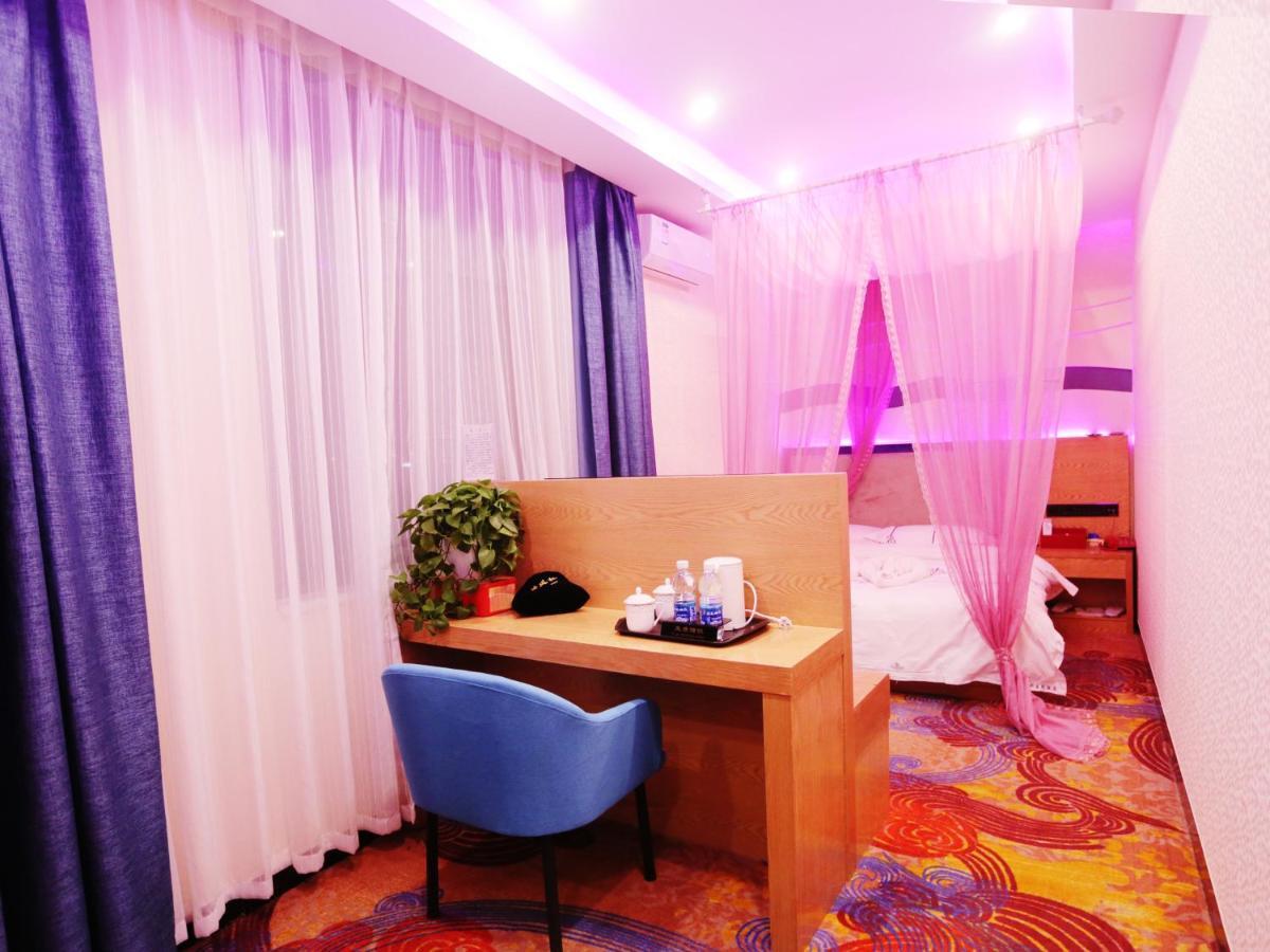 Kunming Mengda Holiday Hotel Exterior foto